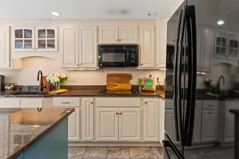 Kitchen - 7 Louise St, Gorham, ME 04038 photo 1 of 4