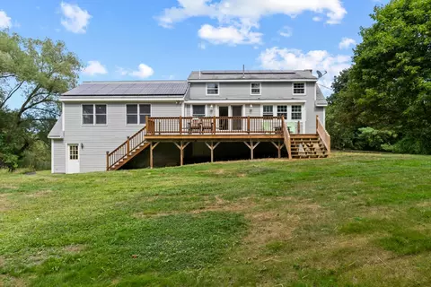 Exterior - 7 Louise St, Gorham, ME 04038 photo 3 of 4