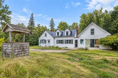 351 N Deer Isle Rd, Deer Isle, ME 04627