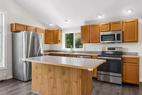 Kitchen - 29 Tow Path Rd, Gorham, ME 04038 photo 2 of 2
