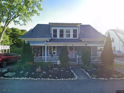 38 Ware St, Lewiston, ME 04240
