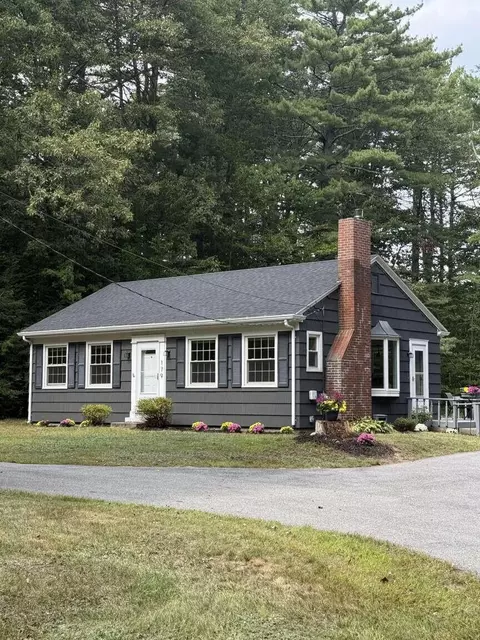 179 Hurricane Rd, Falmouth, ME 04105