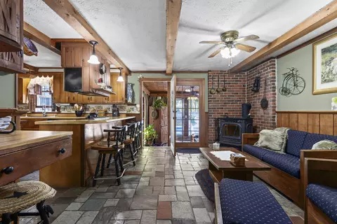 Entry Way - 12 Waco Dr, Biddeford, ME 04005 photo 1 of 5