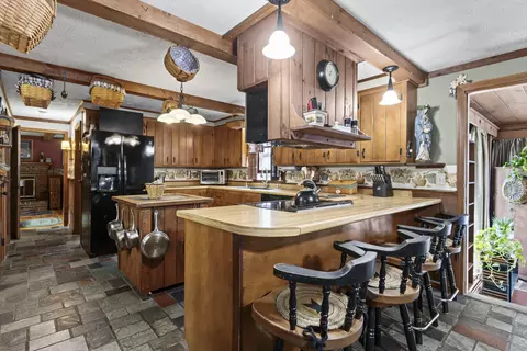 Kitchen - 12 Waco Dr, Biddeford, ME 04005 photo 2 of 4