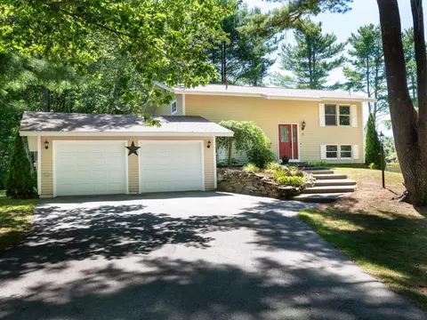 5 Rocky Hill Rd, Scarborough, ME 04074