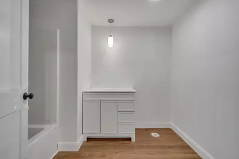 Bath - 7 Mill St #3, Springvale, ME 04083 photo 1 of 1