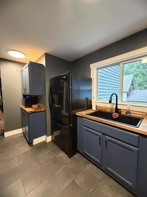 Kitchen - 40 Goding Rd, Livermore, ME 04253 photo 2 of 2