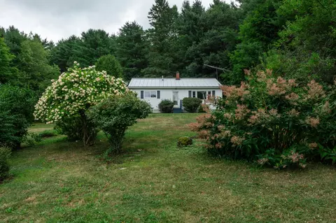 Exterior - 2533 Ohio St, Hermon, ME 04401 photo 7 of 9