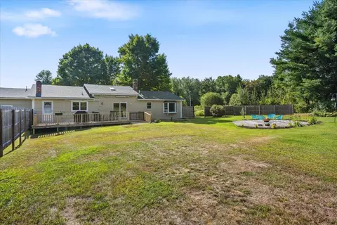 Exterior - 119 Cape Rd, Standish, ME 04084 photo 5 of 7