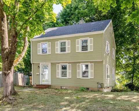 12 Ridgeland Ave, South Portland, ME 04106