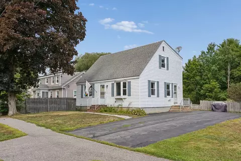 151 Virginia St, Portland, ME 04103