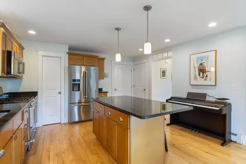 Kitchen - 19 Nautical Dr, Cumberland, ME 04110 photo 3 of 4