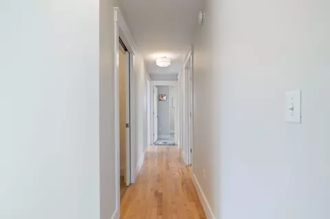 Entry Way - 19 Nautical Dr, Cumberland, ME 04110 photo 3 of 5