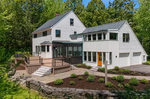 14 Pine Ridge Rd, Cumberland, ME 04110