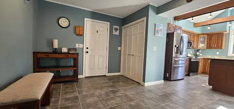 Entry Way - 8 Westview Dr, Waterville, ME 04901 photo 1 of 3
