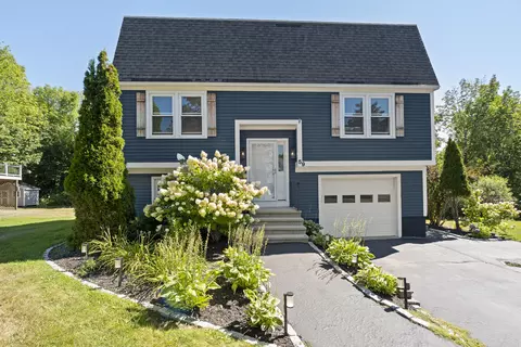 59 Racine Ave, Portland, ME 04103