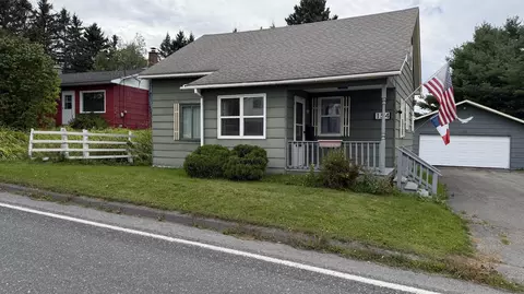 154 State St, Van Buren, ME 04785