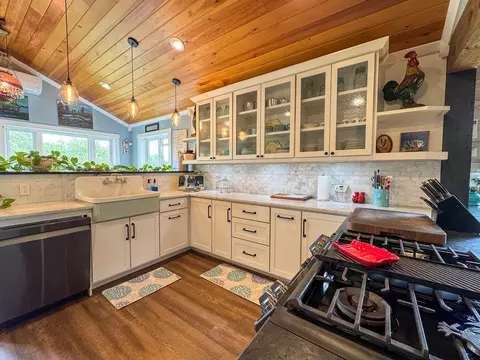 Kitchen - 46 Lyons Rd, Lubec, ME 04652 photo 1 of 7