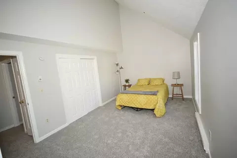 Bedroom - 56 Pine Hill Dr #56, Bath, ME 04530 photo 3 of 4