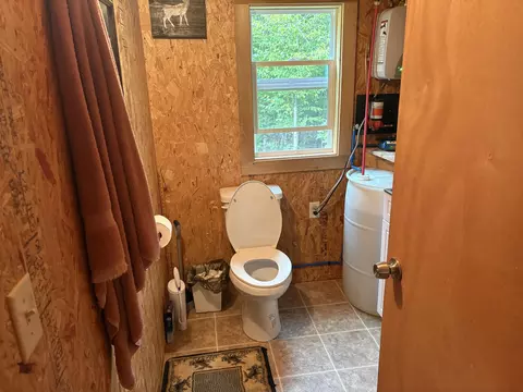 Bath - 1509 Oxbow Rd, Oxbow, ME 04764 photo 2 of 4