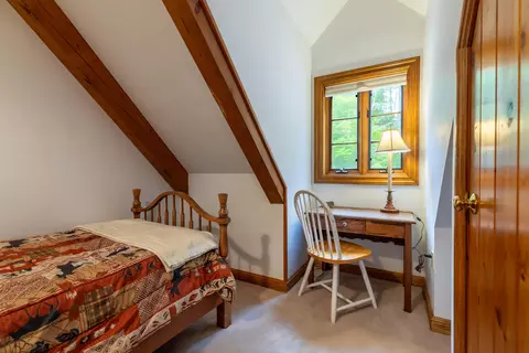 Bedroom - 17 River Wind Ln, Edgecomb, ME 04556 photo 2 of 7
