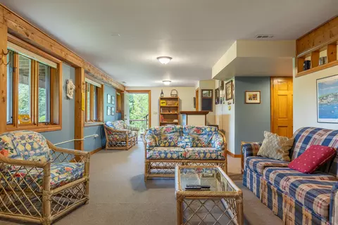 Living - 17 River Wind Ln, Edgecomb, ME 04556 photo 3 of 3