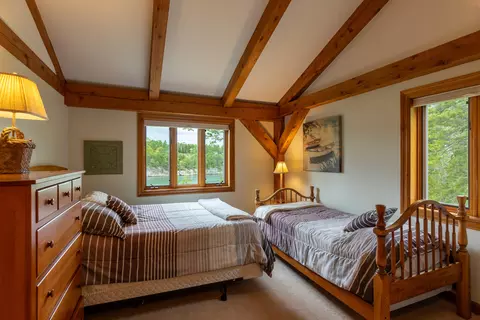Bedroom - 17 River Wind Ln, Edgecomb, ME 04556 photo 3 of 7