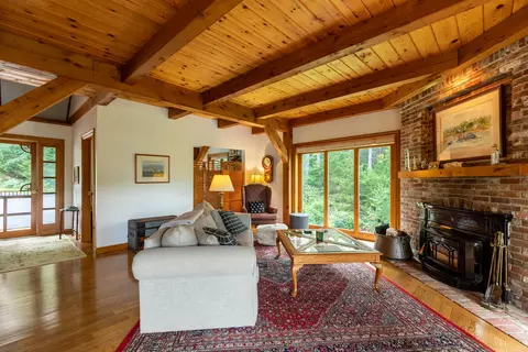 Living - 17 River Wind Ln, Edgecomb, ME 04556 photo 2 of 3