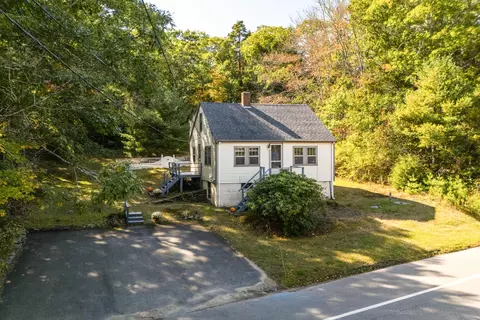 247 Ocean Point Rd, Boothbay Harbor, ME 04538