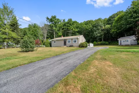 329 Cobbossee, Monmouth, ME 04259