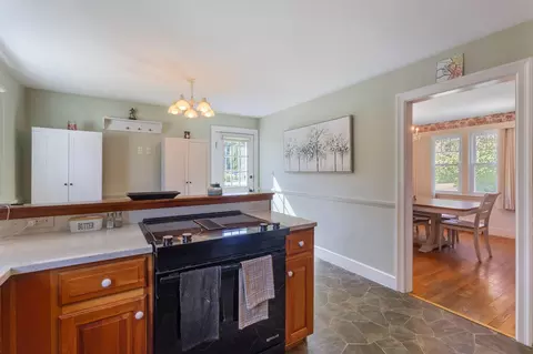 Kitchen - 15 Gromble Way, Windham, ME 04062 photo 4 of 5