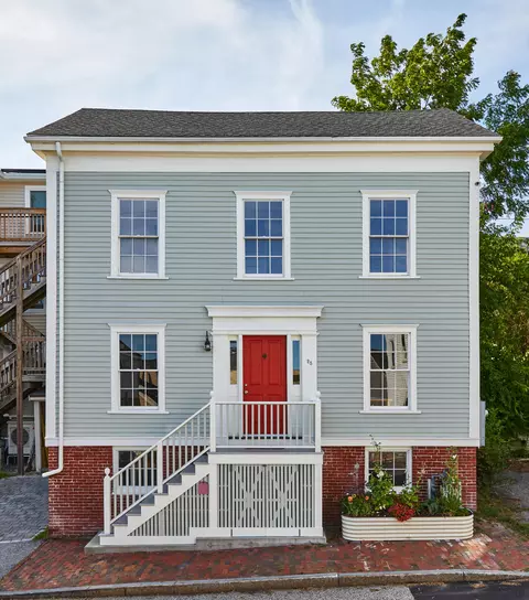 25 Summer St, Portland, ME 04102