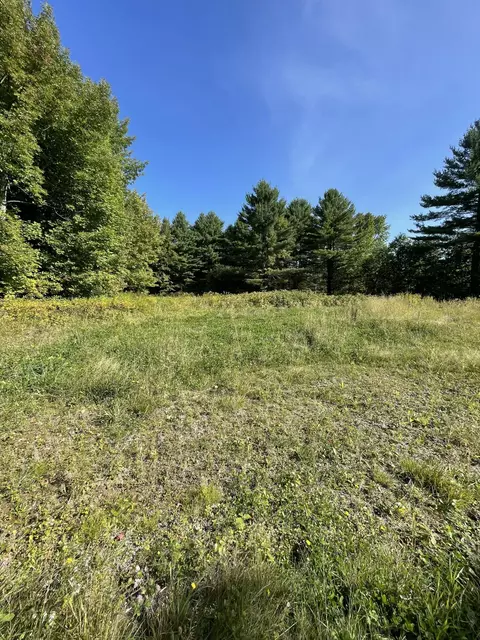 60 Water St, Monson, ME 04464