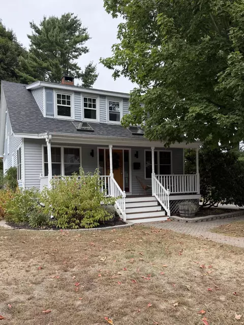 17 Edgewood Rd, South Portland, ME 04106