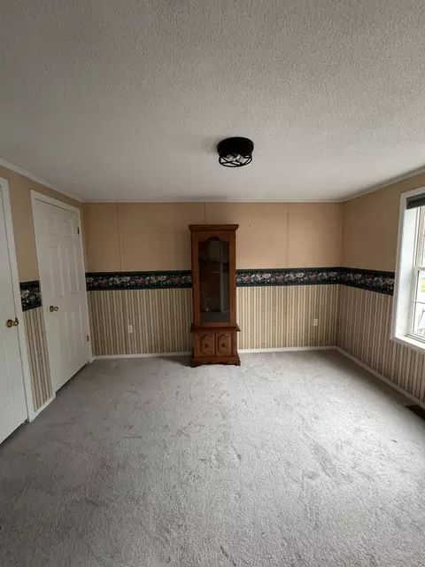 Bedroom - 143 Eagle Ridge Rd, Brewer, ME 04412 photo 3 of 5