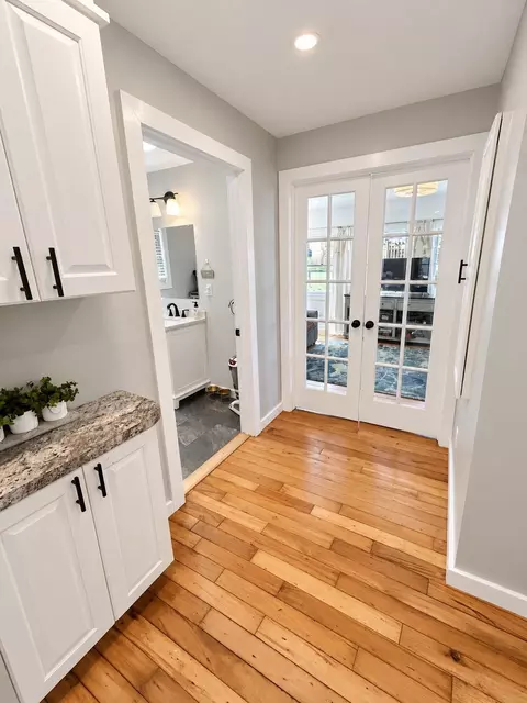 Entry Way - 6 Noble Ave, Bath, ME 04530 photo 4 of 4