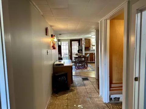 Entry Way - 274 Windsor Rd, Chelsea, ME 04330 photo 1 of 2