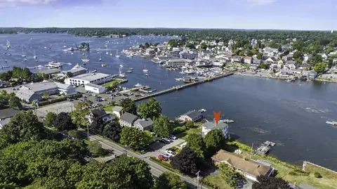 15 Atlantic Ave #C, Boothbay Harbor, ME 04538