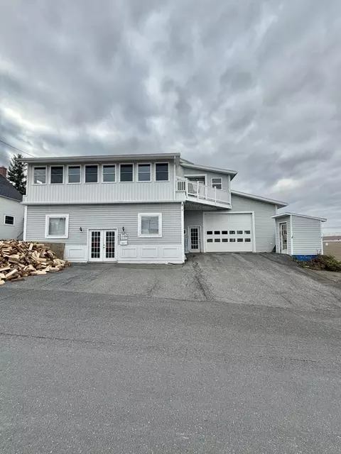 106 Mckinley, Van Buren, ME 04785