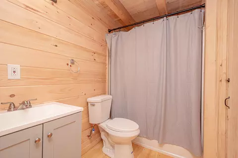 Bath - 591 593 Park Sts, Milo, ME 04463 photo 1 of 2