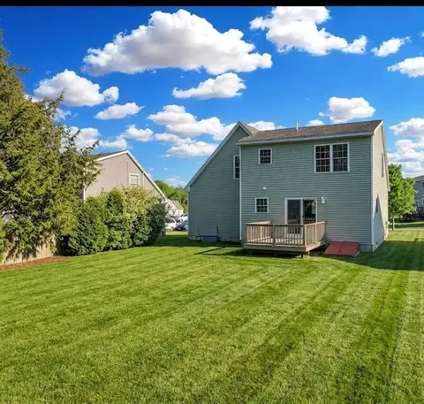 Exterior - 6 Stephanie Dr, Gorham, ME 04038 photo 2 of 4