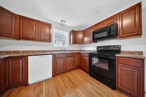 Kitchen - 6 Stephanie Dr, Gorham, ME 04038 photo 1 of 2