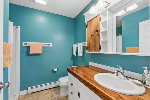 Bath - 496 Davis Rd, Durham, ME 04222 photo 5 of 6