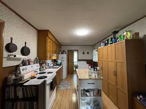 Kitchen - 68 Prospect St, Millinocket, ME 04462 photo 4 of 11