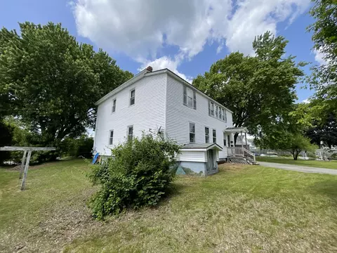 Exterior - 68 Prospect St, Millinocket, ME 04462 photo 8 of 10