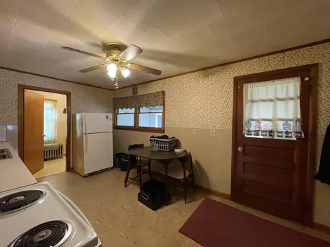 Kitchen - 68 Prospect St, Millinocket, ME 04462 photo 10 of 11