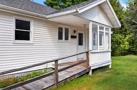 Exterior - 6 Brooks St, Orono, ME 04473 photo 9 of 13