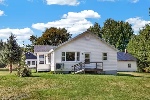 Exterior - 6 Brooks St, Orono, ME 04473 photo 3 of 13
