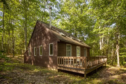 2030 Atlantic Hwy, Lincolnville, ME 04849
