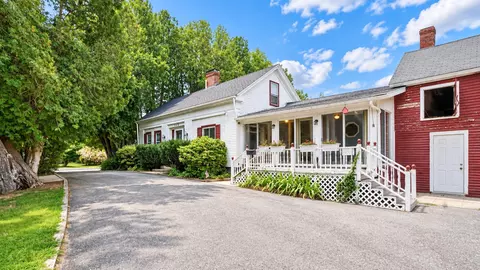 125 Bridge St, Yarmouth, ME 04096